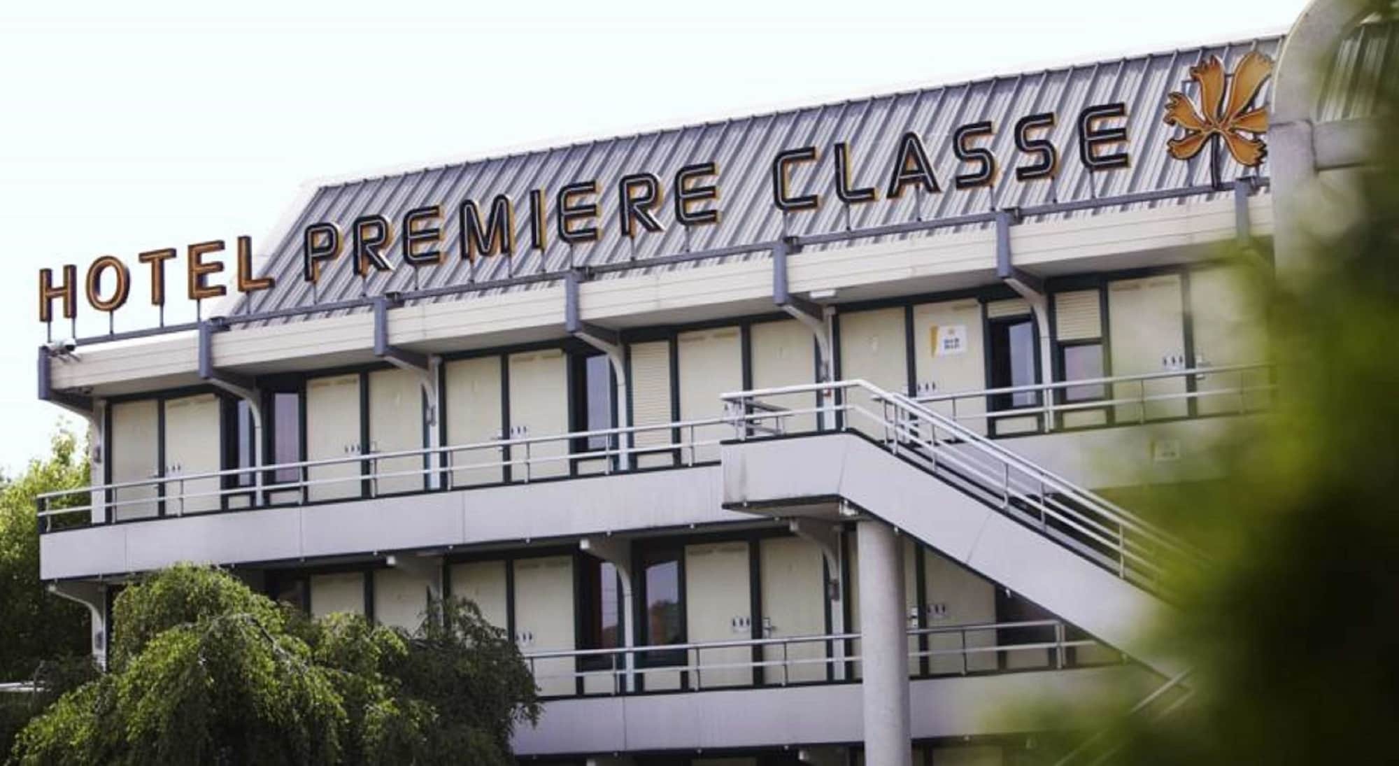 Premiere Classe Niort Est La Creche Exterior photo